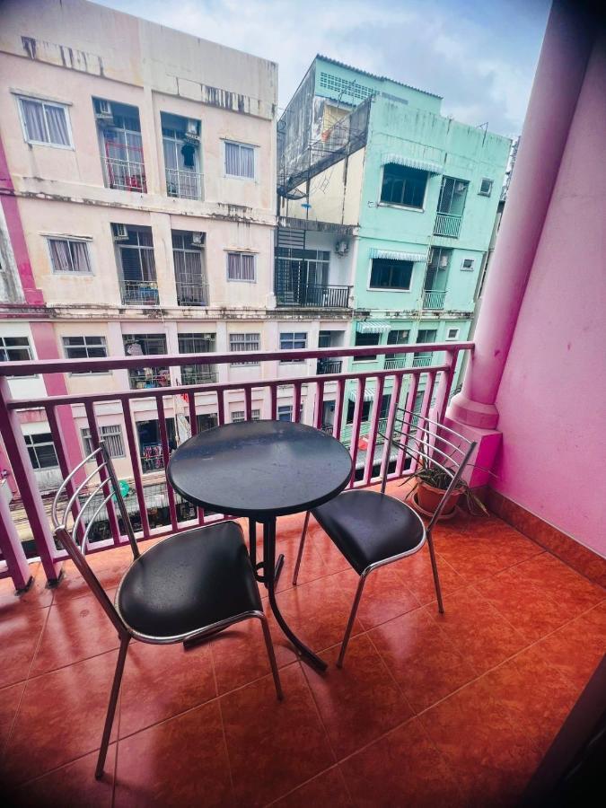 Lucky Banzaan Hotel Patong Exterior photo